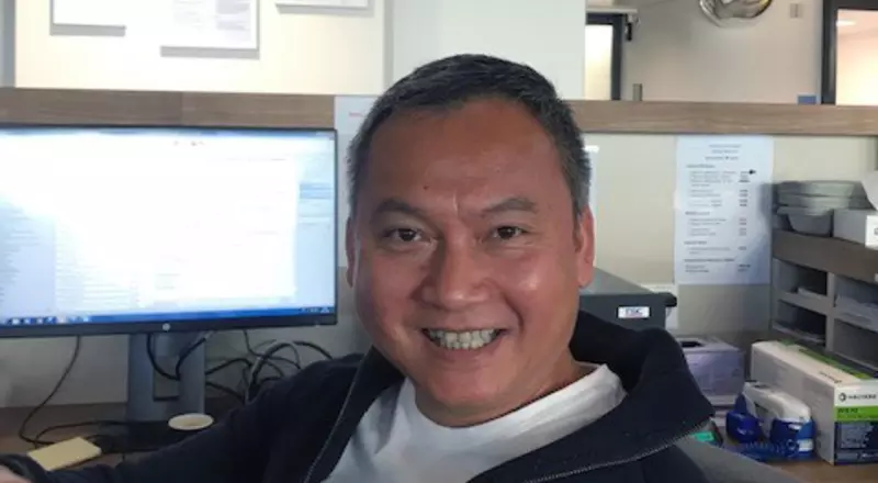 Van Khoi Nguyen, responsable admissions