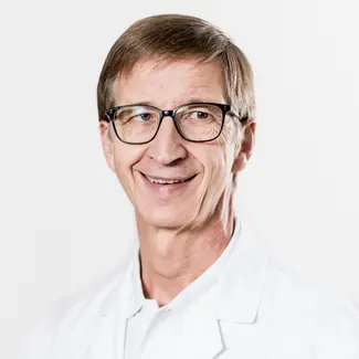 Dr. med. Oswald Lang Dr. med. Oswald Lang
