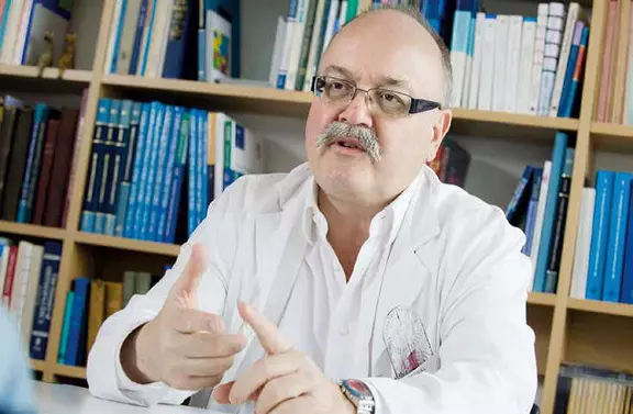 Prof. Dr. med. Emanuel Gautier